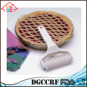 NBRSC Plastic Baking Tool Pie Pizza Cookie Pastry Bread Lattice Roller Dough Cutter