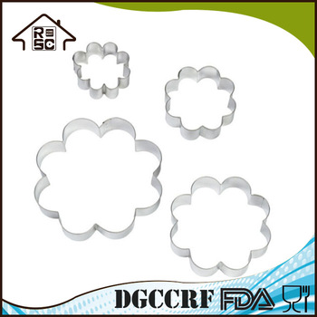 Nesting Metal Cookie Cutters 4/Pkg Blossom Flower Cookie Cutter Set