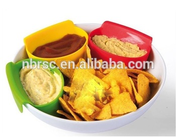 3 PCS Kitchen Tool Colorful Silicone Dip Bowl Mini Bowl Hangers for Party