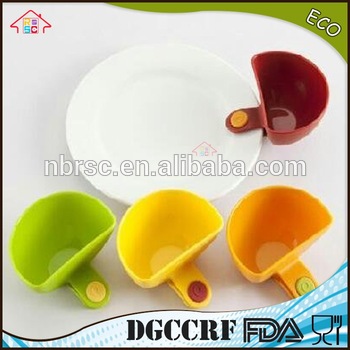NBRSC 4 PCS Kitchen Tool Plastic Dip Clips Colorful Bowl Clips Tomato Sauce Chutney Dip Bowl