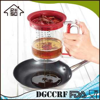 NBRSC Cheap Kitchen Fat grease Gravy Separator Plastic 4 Cup Measuring Oil Cup