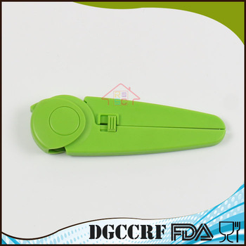 NBRSC Stainless Steel Blade Plastic Vegetable Shredder Best Kitchen Utensil