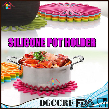 Premium Quality cheap Insulated Flexible Durable Non Slip Coasters Multi-Use Flower shaped Trivet Silicone Mat Hot Pads