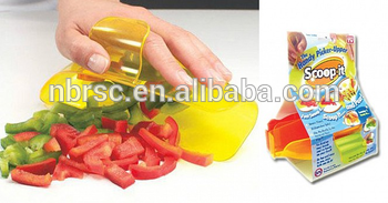 Useful Kitchen Utensil Plastic Handy Picker-Upper Fun Scoop