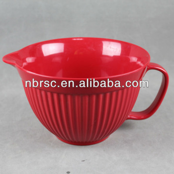 Durable Batter melamine bowl 2.2 Quart Red