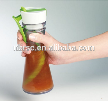 Kitchen Utensil Plastic Salad Dressing Mixer Plastic Salad Maker Bottle