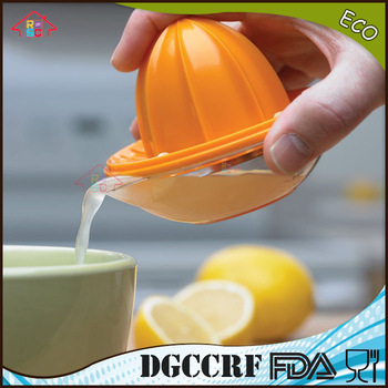 NBRSC SGS Certification Food Grade Plastic Lemon Juicer Dome Lid Citrus Juicer Easy Using Plastic Juicer