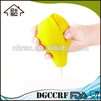 NBRSC Silicon Hand Squeezer Press Tool Lemon Fruit Kitchen Citrus Juicer