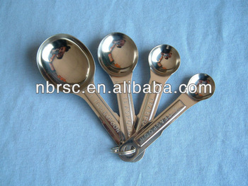 SET OF 4 STAINELESS STEEL MEASURING SPOON SET