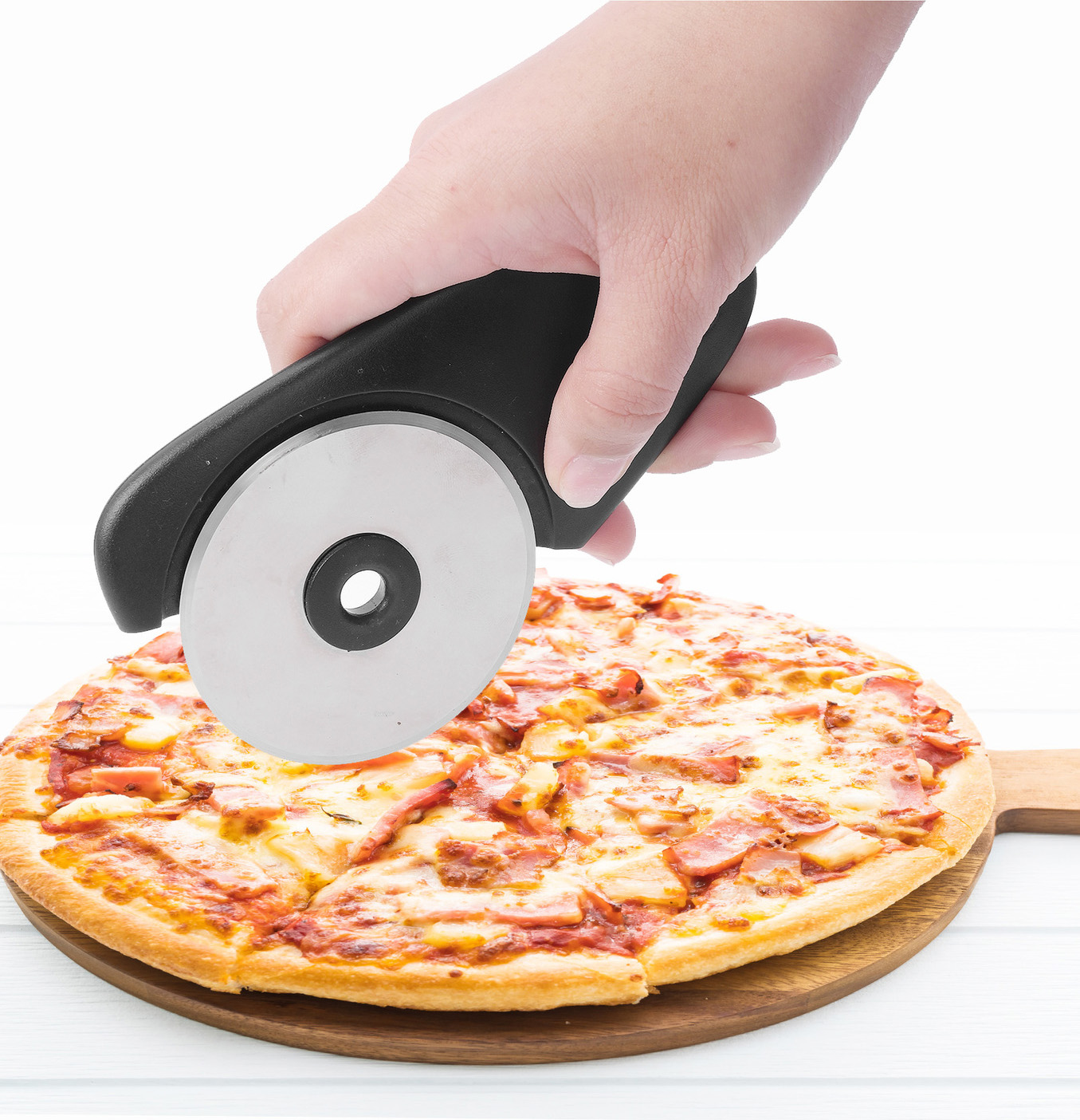 pizza cutter